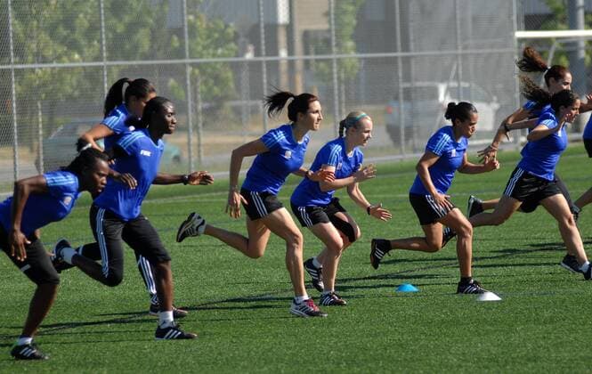 Football, Women's World Cup in Canada, training of the referees