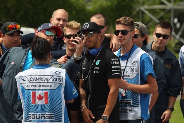Motorsport, Formula 1, Canadian GP, Fans take selfies with Lewis Hamilton