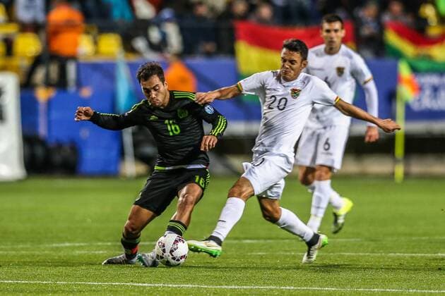 Football, Copa America in Chile, Mexico - Bolivia
