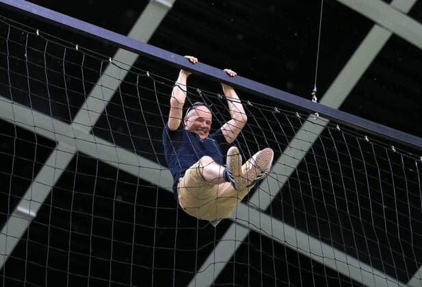 Football, Euro Quali, England fan climbs ball net