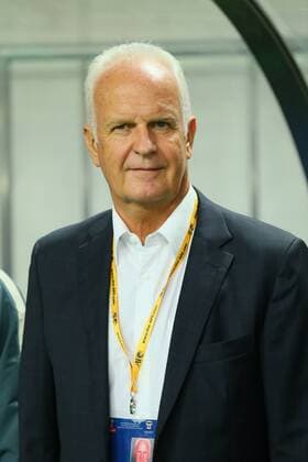 Football, Bernd Stange becomes Syrian national coach