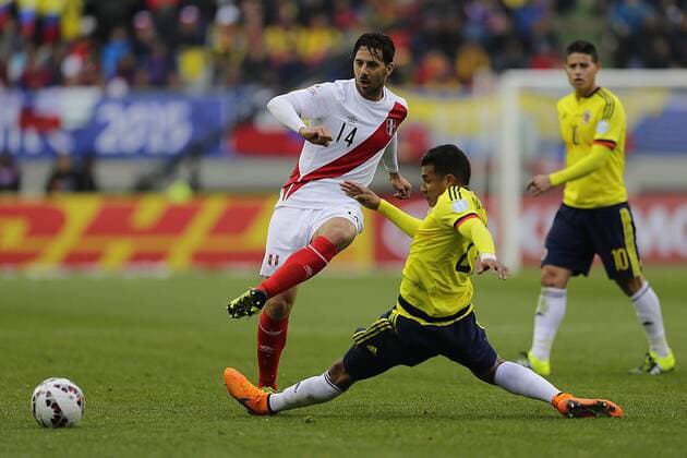 Football, Copa America, Colombia - Peru
