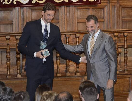 Basketball, Pau Gasol receives Camino Real Award
