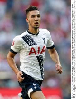 Football, FC Schalke 04 sign Nabil Bentaleb and Benjamin Stambouli