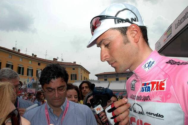 Cycling, Giro D Italia, Ivan Basso wins 16th stage