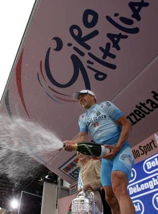 Cycling, Giro d Italia, Robert Förster wins the last stage, Ivan Basso is overall winner