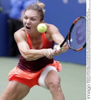 Tennis, US Open semi-finals, Flavia Pennetta defeats Simona Halep