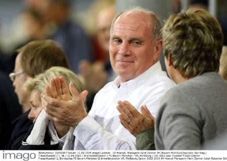Football, Women, Uli Hoeneß and Silvia Neid in the stands, FC Bayern München - VfL Wolfsburg