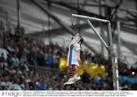 Football, France, Marseille fans hang up Valbuena figure