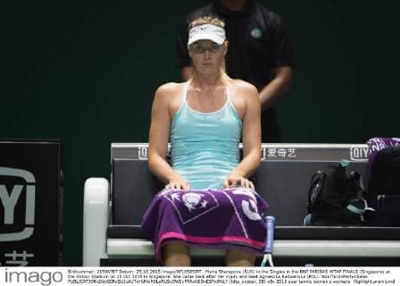 Tennis, WTA Finals in Singapore, Maria Sharapova defeats Agnieszka Radwanska