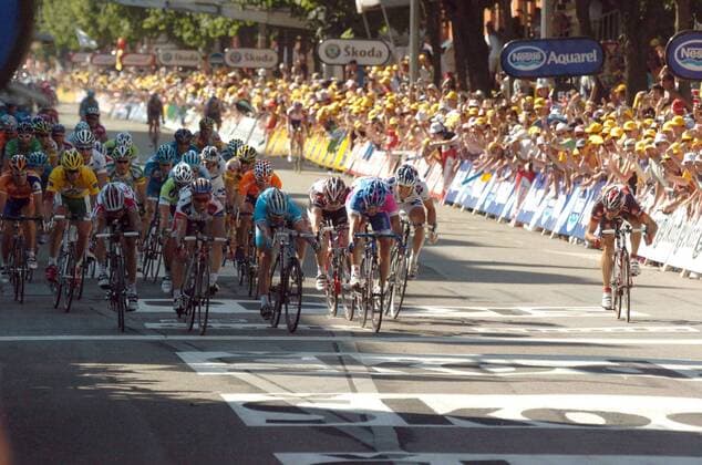 Cycling, Tour de France, 1st stage, Jimmy Casper ahead of McEwen and Zabel, Hincapie in yellow