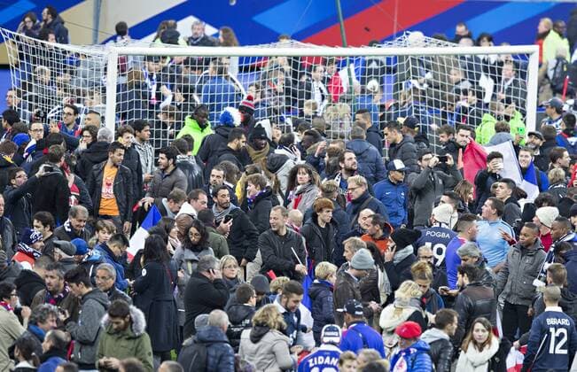 Football, Terror in Paris 2015, France - Germany escapes disaster