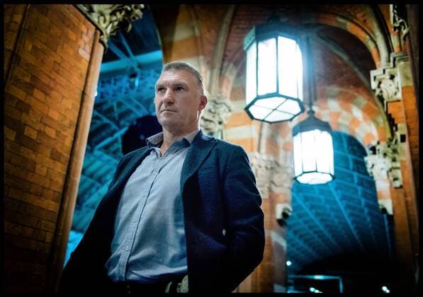 Football, photo shoot with Nigel Pearson