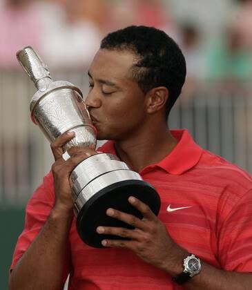 Golf, Tiger Woods wins the British Open