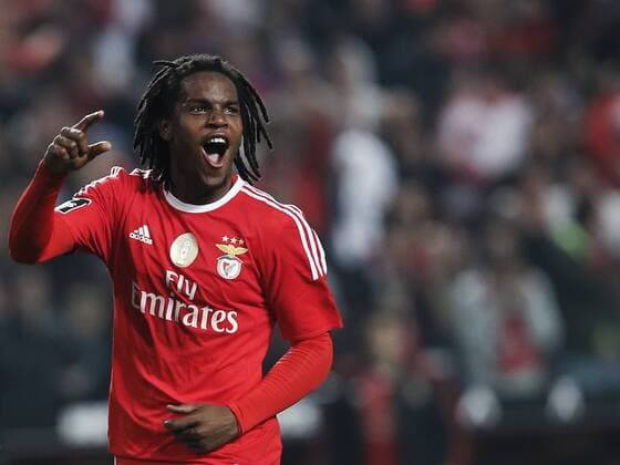 Football, Bayern Munich signs Renato Sanches