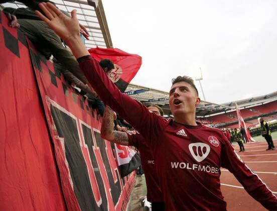 Football, Alessandro Schöpf moves from Nuremberg to Schalke 04