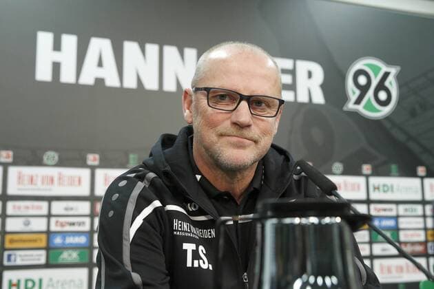 Football, Hannover 96 suspends Thomas Schaaf