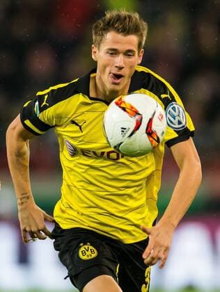 Football, Erik Durm may be on the verge of a move to VfB Stuttgart