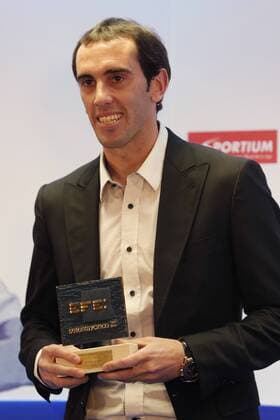 Football, Diego Godin honoured with Sports Leadership Award in Madrid