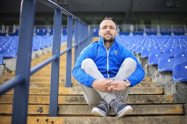 Football, photo shoot with Gordon Schildenfeld