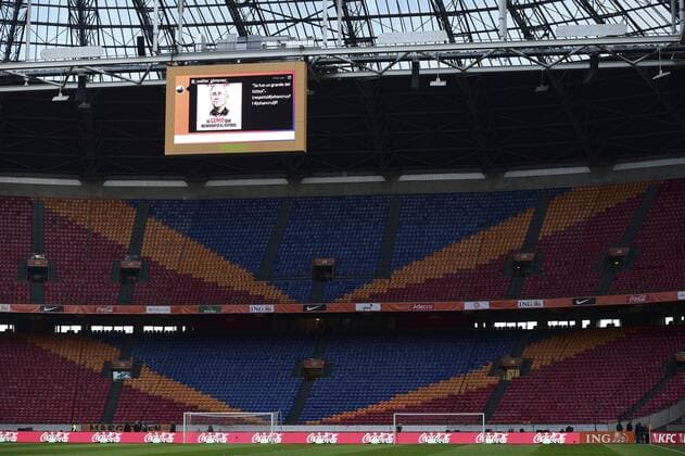 Football, International match, Netherlands - France, Mourning for Johan Cruyff