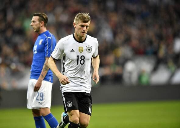 Football, International match, Toni Kroos scores 1:0, Germany - Italy