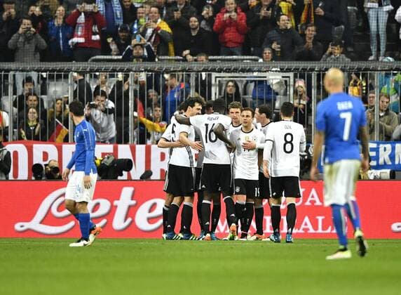 Football, International, Jonas Hector scores 3:0, Germany - Italy