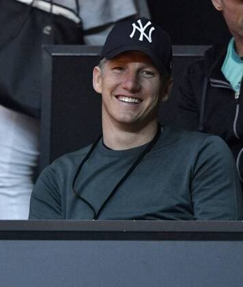 Tennis, Bastian Schweinsteiger follows Ana Ivanovic's match in Stuttgart
