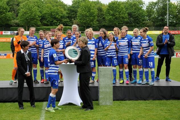 Football, Women, 2. BL, MSV Duisburg is Second Division Champion