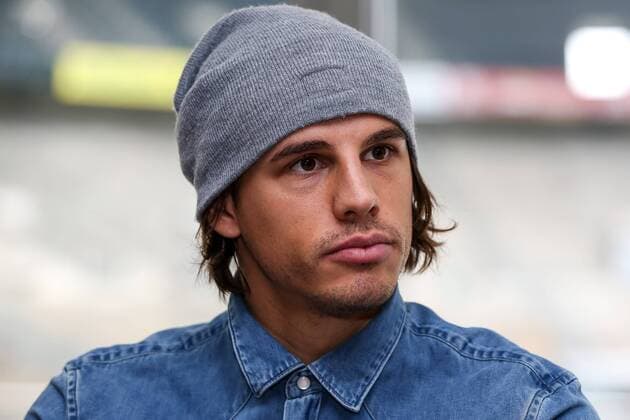 Football, Interview and Shooting with Yann Sommer