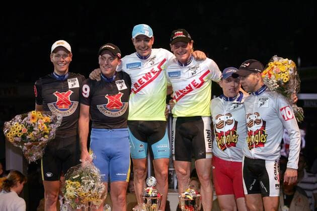 Cycling, Sixdays in Dortmund, Erik Zabel and Bruno Risi let themselves be celebrated as winners
