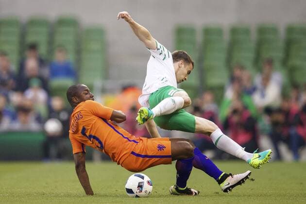 Football, Eintracht Frankfurt signs Jetro Willems