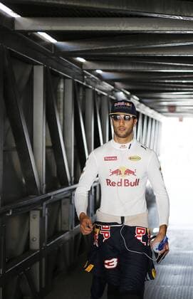 Formula 1, Monaco GP, Ricciardo wins qualifying session