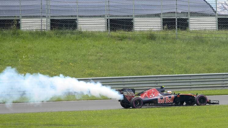 Formula 1, Austrian GP, Carlos Sainz crashes