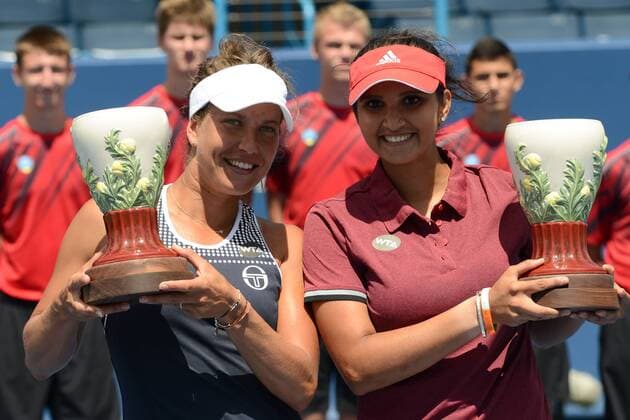 Tennis, WTA Tournament in Mason, Sania Mirza and Barbora Strycova win doubles final