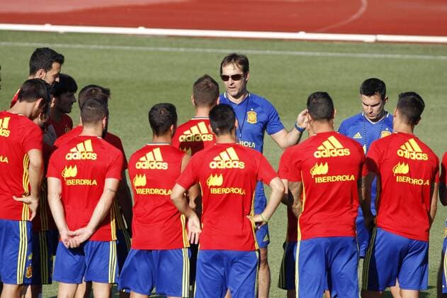 Football, Spain National Team Training