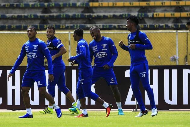 Football, Ecuador National Team Training