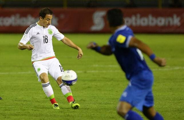 Football, World Cup Qualifier, El Salvador - Mexico