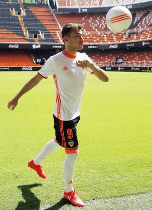 Football, Valencia FC presents Munir El Haddadi