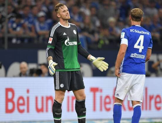 Football, Fährmann takes over captain's armband from Höwedes at Schalke