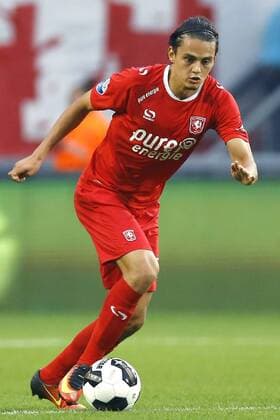 Football, Enes Ünal in talks with several Bundesliga clubs