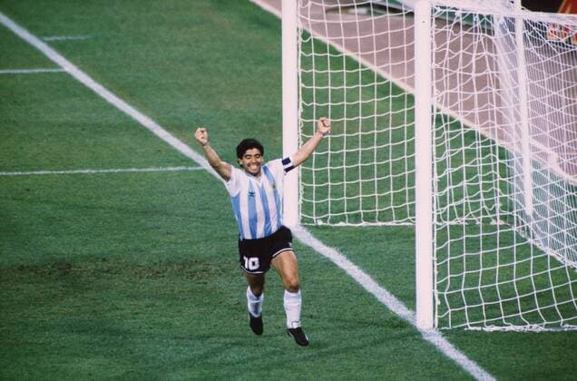 Football, Best players of all time - The career of Diego Armando Maradona