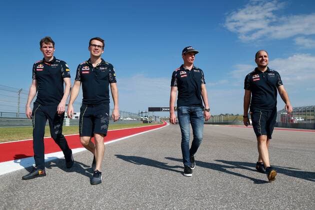 Formula 1, US GP, track inspection by the drivers