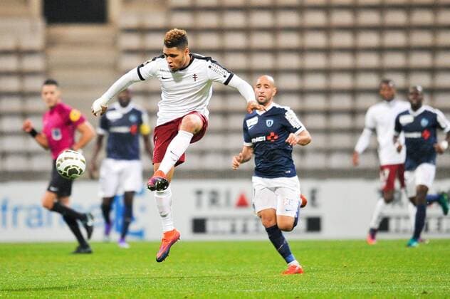 Football, Eintracht Frankfurt signs Simon Falette