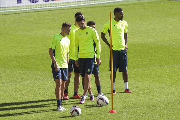 Football, EL, FC Villarreal Training and PK