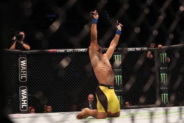 Combat Sports, UFC in Mexico
