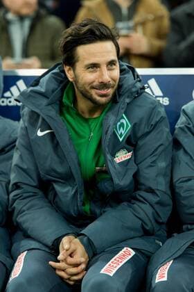 Football, 1. FC Köln reportedly interested in Claudio Pizarro
