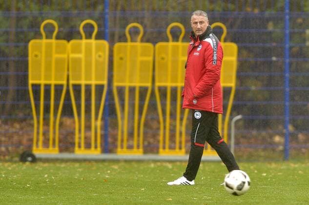 Football, Arminia Bielefeld parts ways with coach Jürgen Kramny