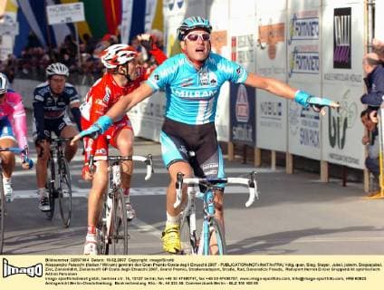 Cycling, Alessandro Petacchi wins the Gran Premio Costa degli Etruschi