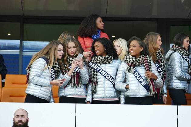 Football, Miss France contestants in the stands at the Montpellier HSC - Paris St Germain match